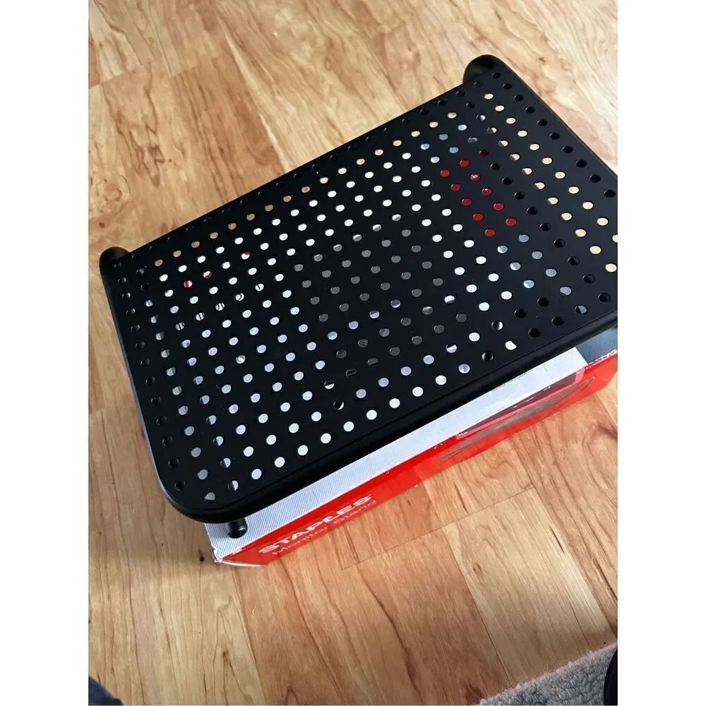 Staples monitor stand up to 21 inches